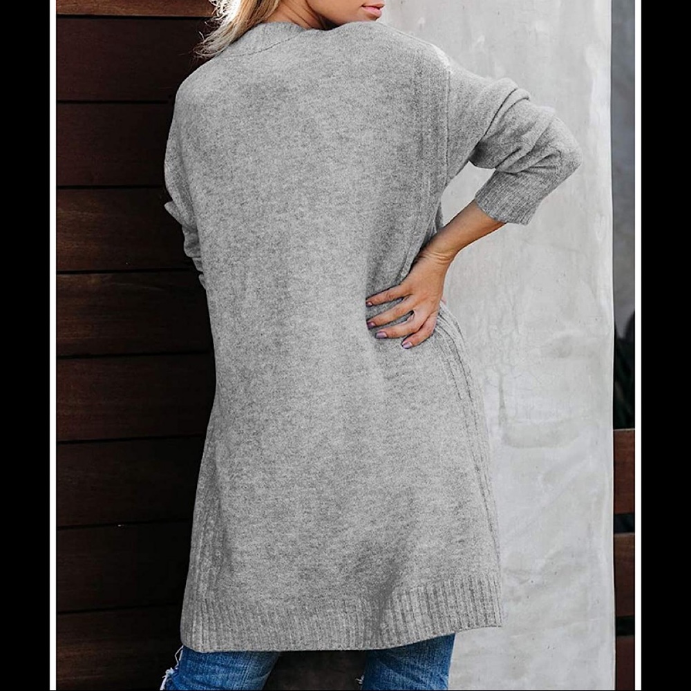 🆕Lightweight Loose Knit Cardigan with Pockets - Picture 2 of 3